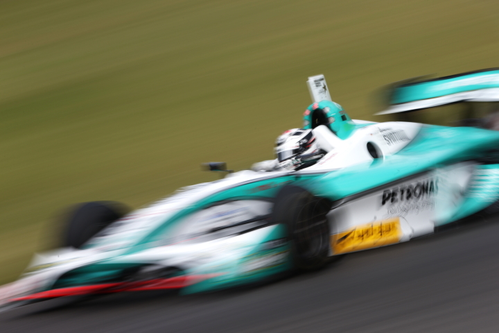 フリー走行: アンドレ・ロッテラー（PETRONAS TEAM TOM’S）