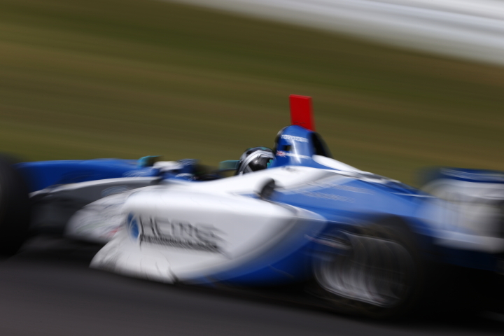 フリー走行: リチャード・ブラッドレ―（KCMG）