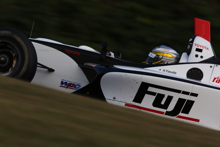 決勝レース: 安田裕信（KONDO RACING）