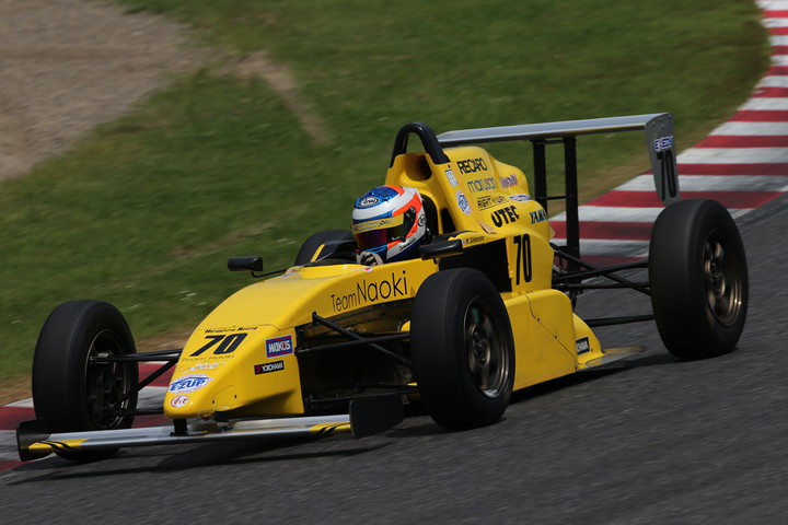 鈴鹿クラブマン: 予選3位は嶋田誠（TeamNaoki☆LEPRIX☆10V／RD10V）