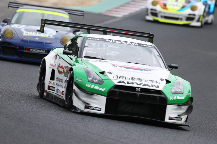 Aドライバー予選: 藤井誠暢（スリーボンド 日産自動車大学校 GT-R）