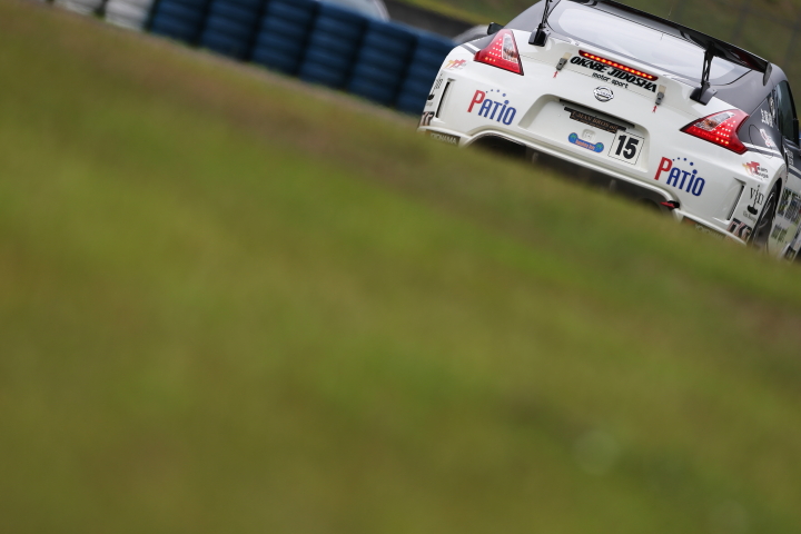 Bドライバー予選: 田中徹（岡部自動車DIXCELチームテツヤZ34）