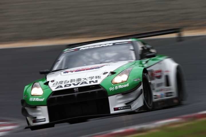 Cドライバー予選: ガミさん（スリーボンド 日産自動車大学校 GT-R）
