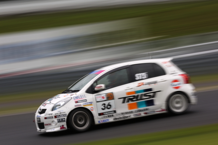 Cドライバー予選: 木村正治（エンドレスアドバントラストヴィッツ）