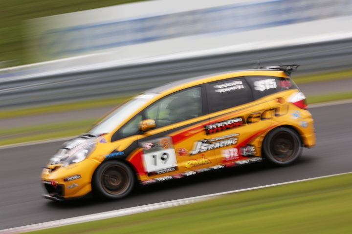 Cドライバー予選: 松田智也（BRP☆HYPER ECU C72制動屋J'Sフィット）