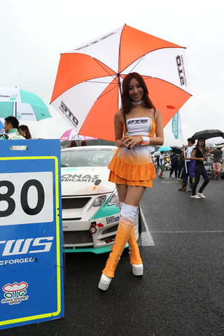 スターティンググリッド: レースクイーン