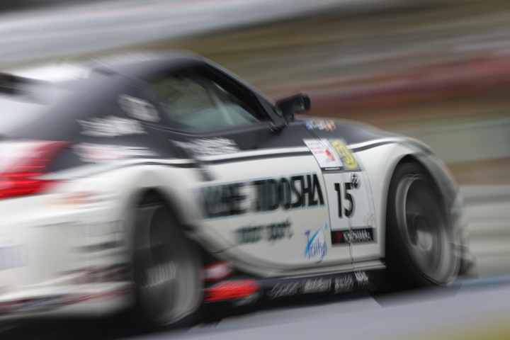 決勝レース: 岡部自動車DIXCELチームテツヤZ34（長島正明／田中徹／田中哲也組）