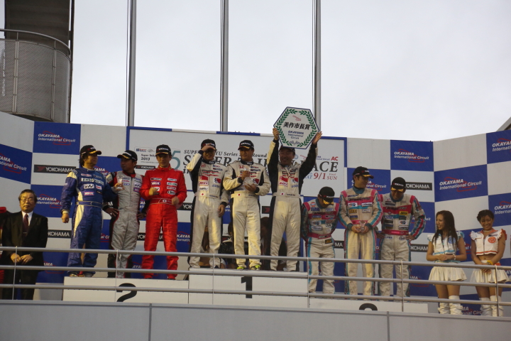 ST-5クラスの暫定表彰式