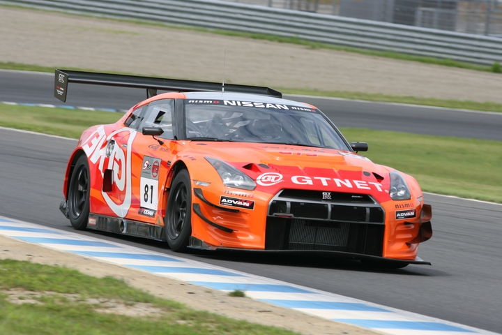 ウォームアップ走行: GT3クラストップタイムはGTNET ADVAN NISSAN GT-R