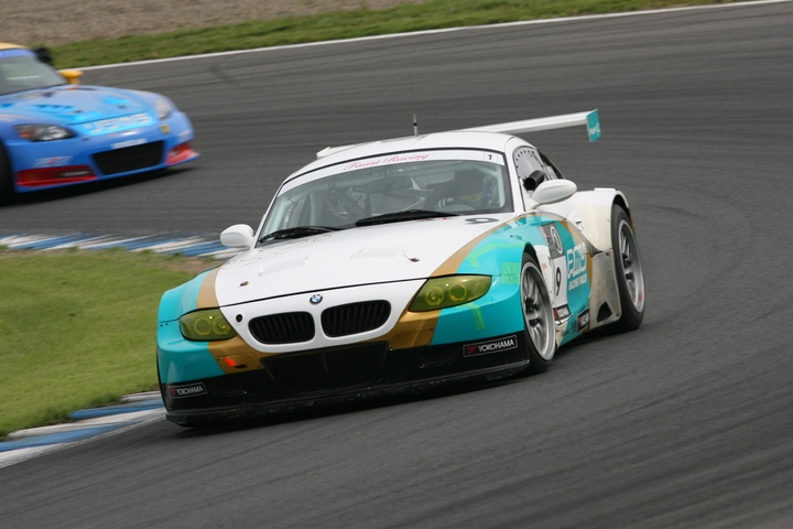 決勝日朝のウォームアップ走行: ST-1クラストップタイムはFaust Racing Team（堀主知ロバート／佐藤茂／山野直也組）