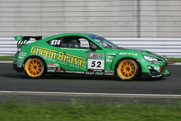 フリー走行: ST-4クラストップタイムは埼玉トヨペットGB with Revo（大井貴之／番場琢／密山祥吾／平沼貴之組）