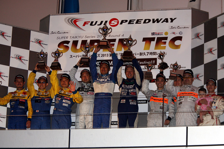 ST-4クラスの暫定表彰式