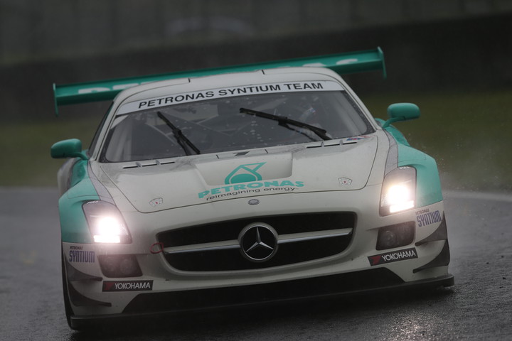総合&GT3クラストップタイムはPETRONAS SYNTIUM SLS AMG GT3（メルビン・モー／谷口信輝組）
