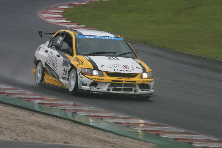 ST-2クラス優勝はRSオガワADVANランサー（大橋正澄／阪口良平／花岡翔太組）