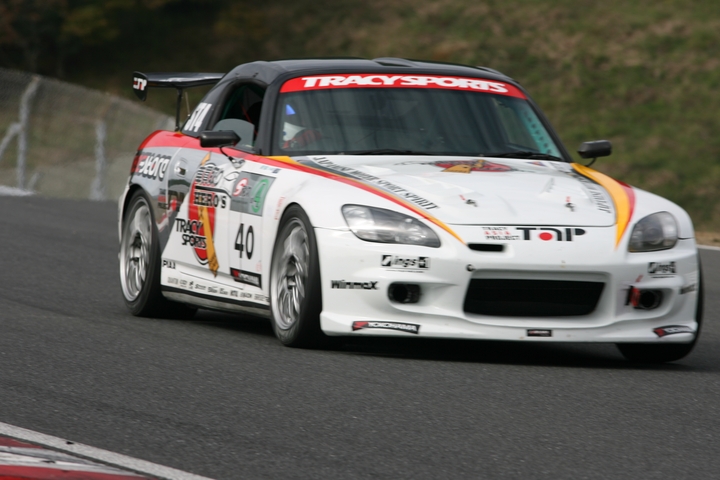ST-4クラスポールポジションは井入宏之／平峰一貴／サーブジット・シン組（車買取りHERO'S S2000）