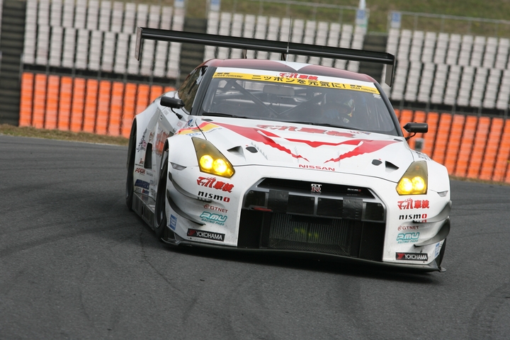 今年も参戦してきた玉中哲二／山野直也組（マッハGoGoGo車検GT-R）は総合＆GT3クラス2位