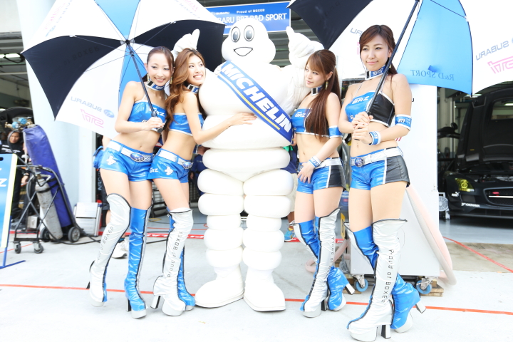 レースクイーン