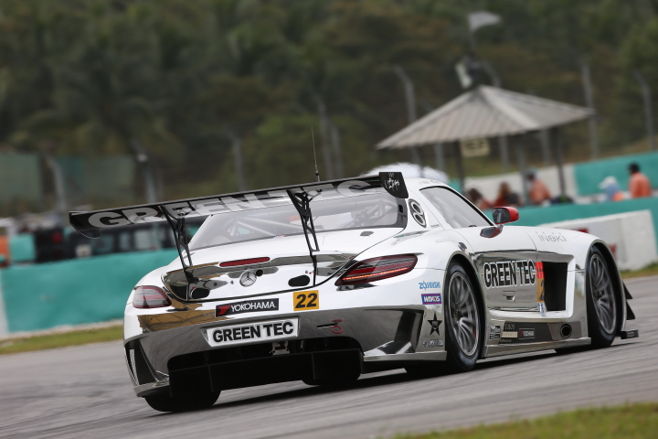 グリーンテック SLS AMG GT3（和田久／城内政樹組）