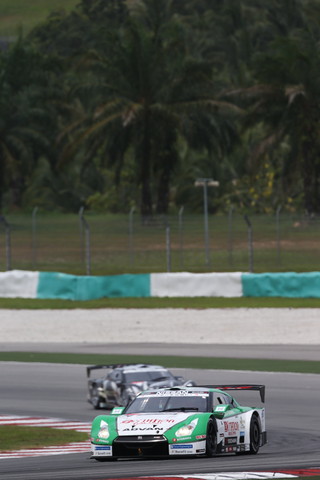 D'station ADVAN GT-R（安田裕信／ミハエル・クルム組）