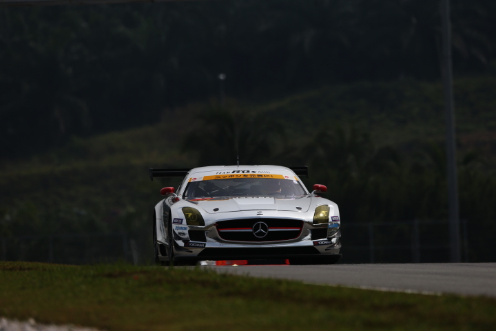グリーンテック SLS AMG GT3（和田久／城内政樹組）