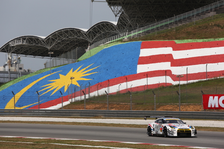 DIJON Racing IS GT-R（高森博士／千代勝正組）