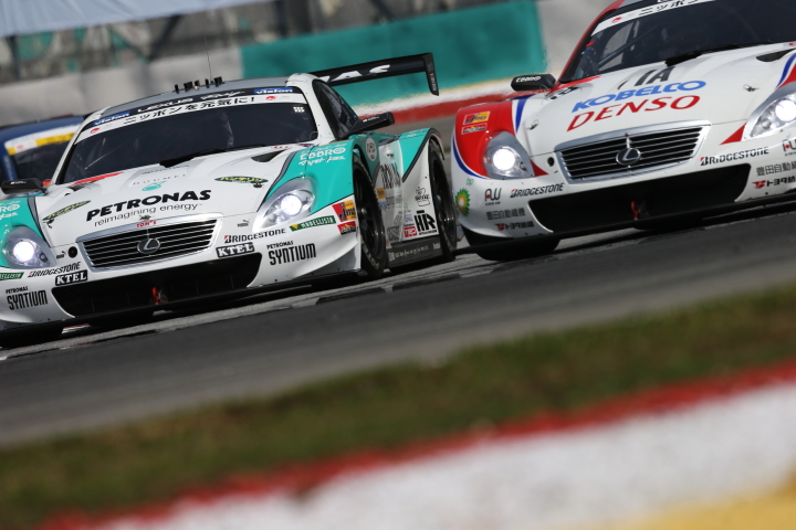 PETRONAS TOM'S SC430　& DENSO KOBELCO SC430