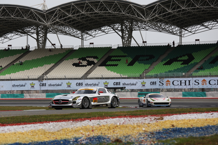 グリーンテック SLS AMG GT3（和田久／城内政樹組）