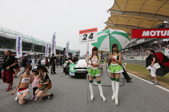 レースクイーン