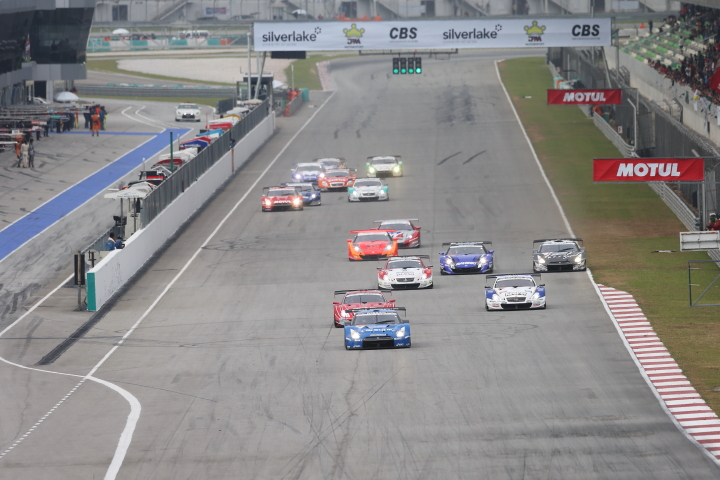 GT500クラススタートシーン