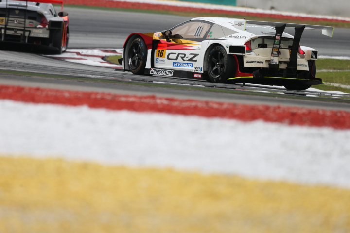 MUGEN CR-Z GT（武藤英紀／中山友貴組）