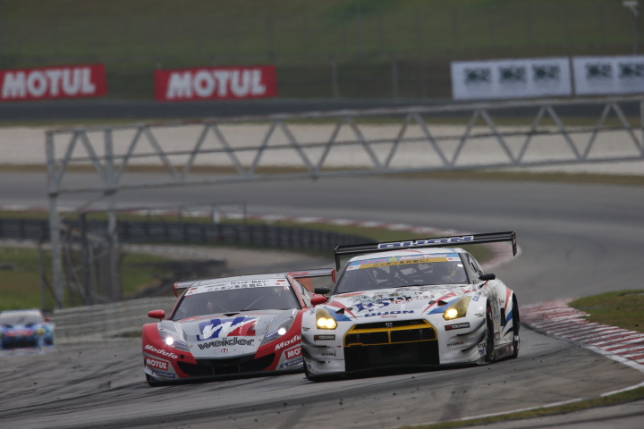 ウイダー モデューロ HSV-010 & DIJON Racing IS GT-R