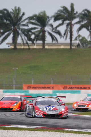 ウイダー モデューロ HSV-010（山本尚貴／フレデリック・マコヴィッキィ組）