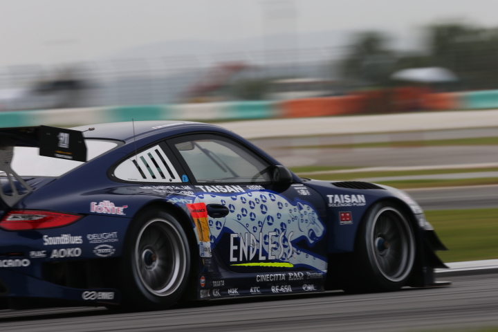 ENDLESS TAISAN PORSCE（峰尾恭輔／横溝直輝組）