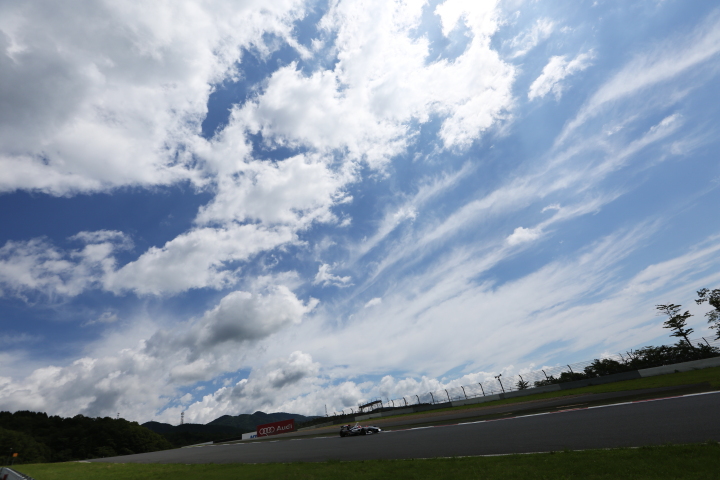 フリー走行1回目: 小暮卓史（NAKAJIMA RACING SF14）