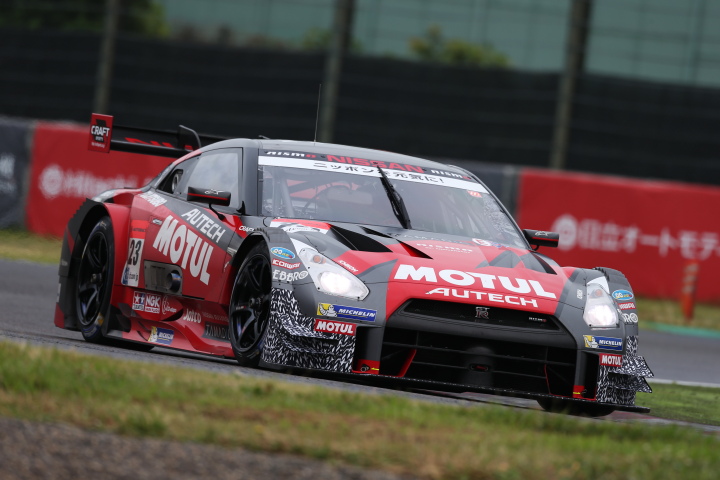 公式テスト鈴鹿: 松田次生／ロニー・クインタレッリ組（GT500:MOTUL AUTECH GT-R）