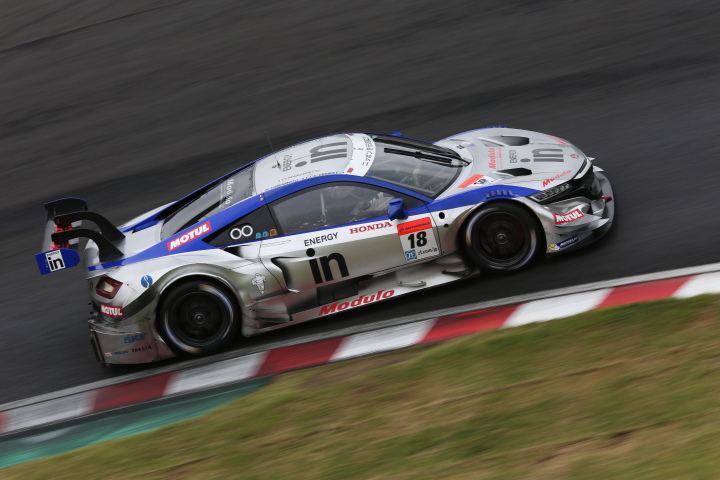 公式テスト鈴鹿: 山本尚貴／ジャン・カール・ベルネ／フレデリック・マコヴィッキィ組（GT500:ウイダー モデューロ NSX CONCEPT-GT）