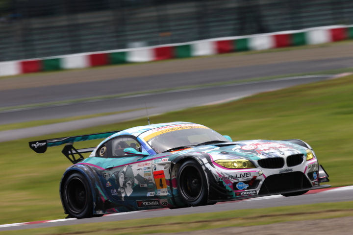 公式テスト鈴鹿: 片岡龍也／河野駿佑組（GT300:グッドスマイル 初音ミク Z4）