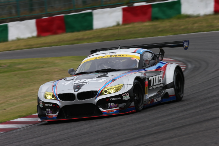公式テスト鈴鹿: 飯田章／吉本大樹／佐藤晋也組（GT300:TWS LM corsa BMW Z4）
