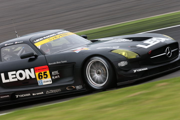 公式テスト鈴鹿: 黒澤治樹／黒澤翼組（GT300:LEON SLS）