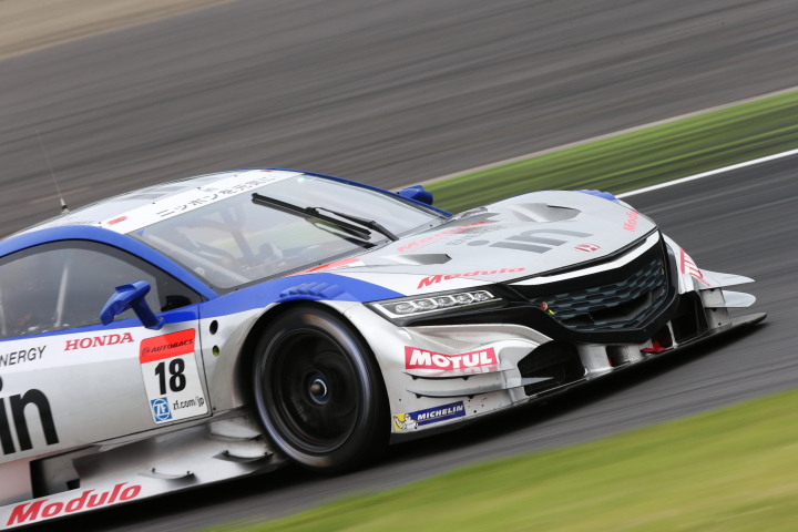 公式テスト鈴鹿: 山本尚貴／ジャン・カール・ベルネ／フレデリック・マコヴィッキィ組（GT500:ウイダー モデューロ NSX CONCEPT-GT）