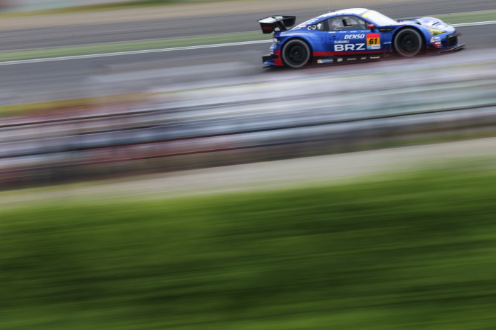 公式テスト鈴鹿: 佐々木孝太／井口卓人組（GT300:SUBARU BRZ R&D SPORT）