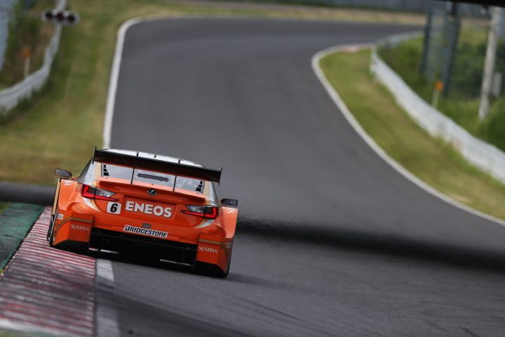 公式テスト鈴鹿: 大嶋和也／国本雄資組（GT500:ENEOS SUSTINA RC F）