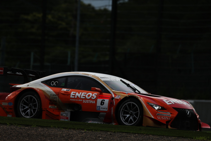 公式テスト鈴鹿: 大嶋和也／国本雄資組（GT500:ENEOS SUSTINA RC F）