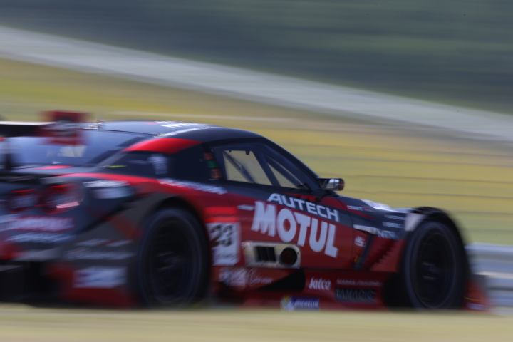 公式練習: 松田次生／ロニー・クインタレッリ組（GT500:MOTUL AUTECH GT-R）