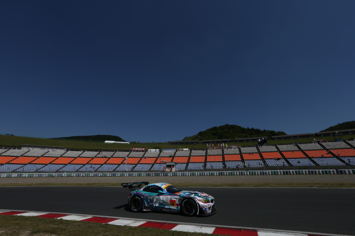 公式練習: 谷口信輝／片岡龍也組（GT300:グッドスマイル 初音ミク Z4）