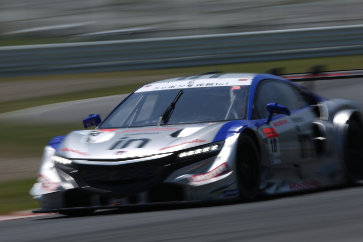 公式練習: 山本尚貴／ジャン・カール・ベルネ組（GT500:ウイダー モデューロ NSX CONCEPT-GT）