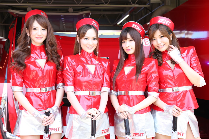 ピットウォーク: レースクイーン