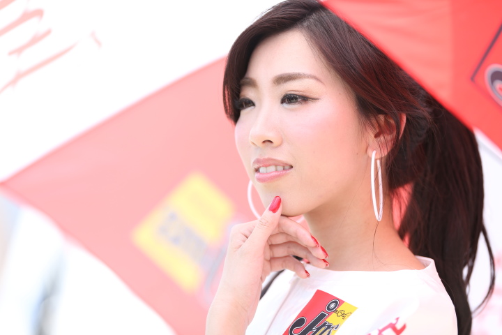 ピットウォーク: レースクイーン