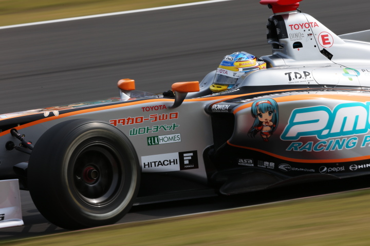 フリー走行1回目: 石浦宏明（P.MU/CERUMO・INGING SF14）