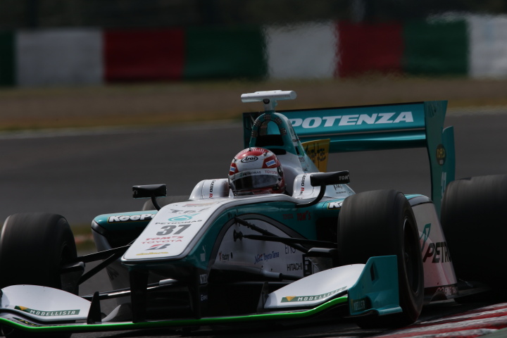 フリー走行1回目: 中嶋一貴（PETRONAS TOM’S SF14）